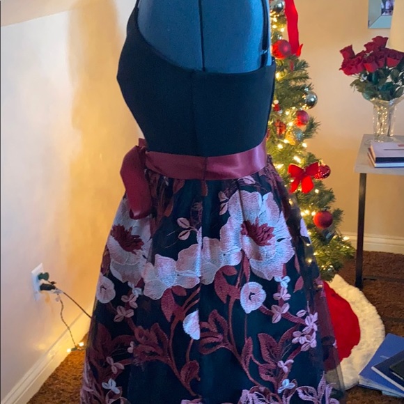 Special occasion dress - Picture 3 of 6